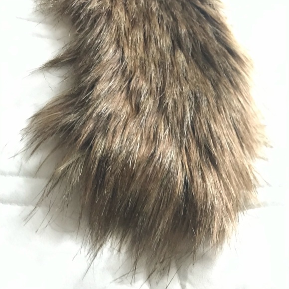 Faux fur collar - Picture 7 of 9